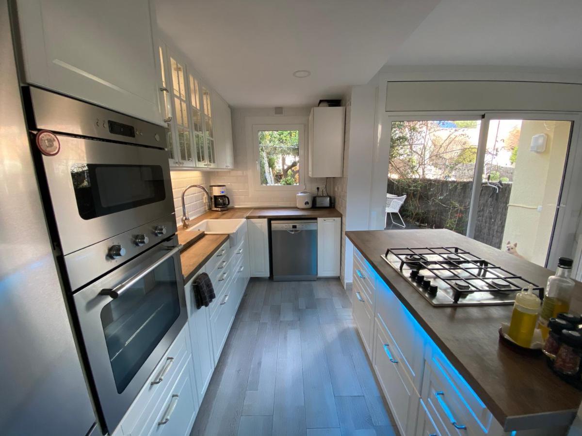 Vila Casa En Masnou Junto A Playa Y Tren Exteriér fotografie