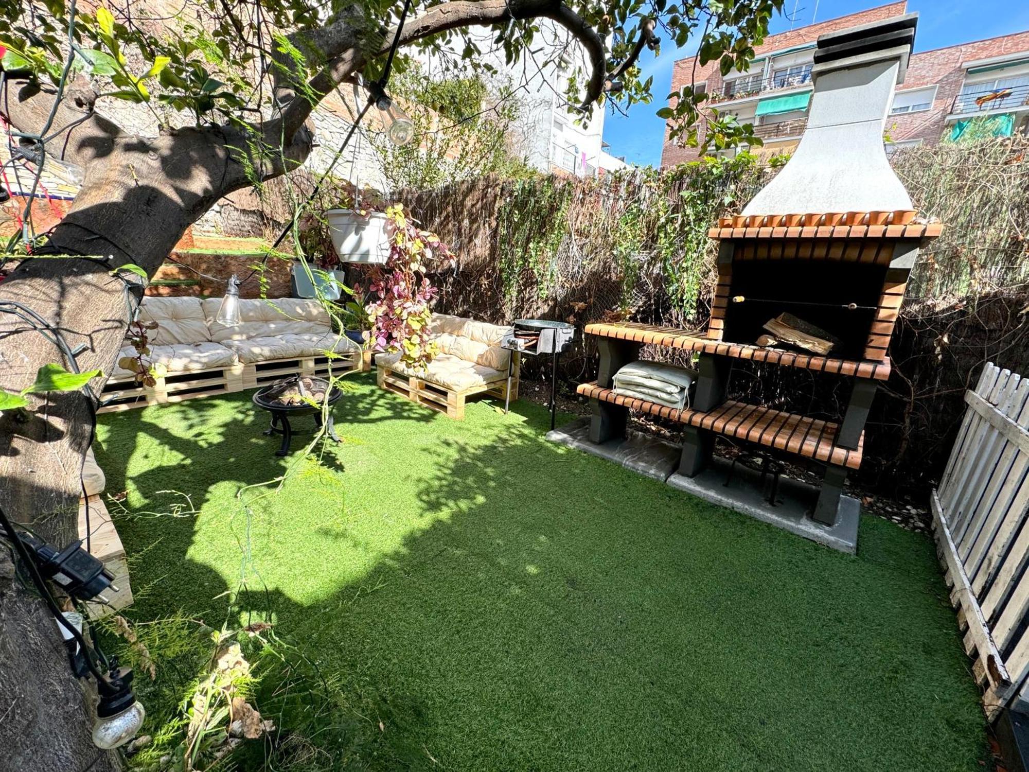 Vila Casa En Masnou Junto A Playa Y Tren Exteriér fotografie
