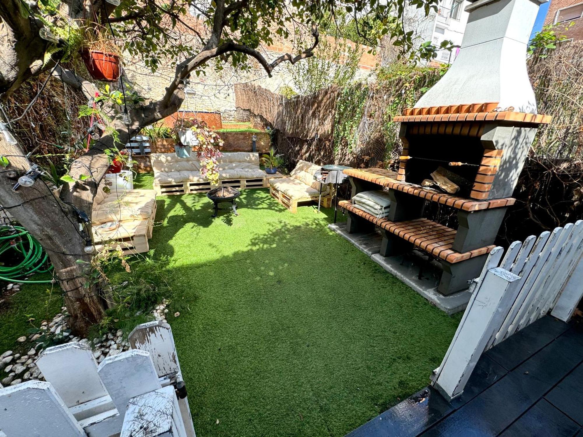 Vila Casa En Masnou Junto A Playa Y Tren Exteriér fotografie