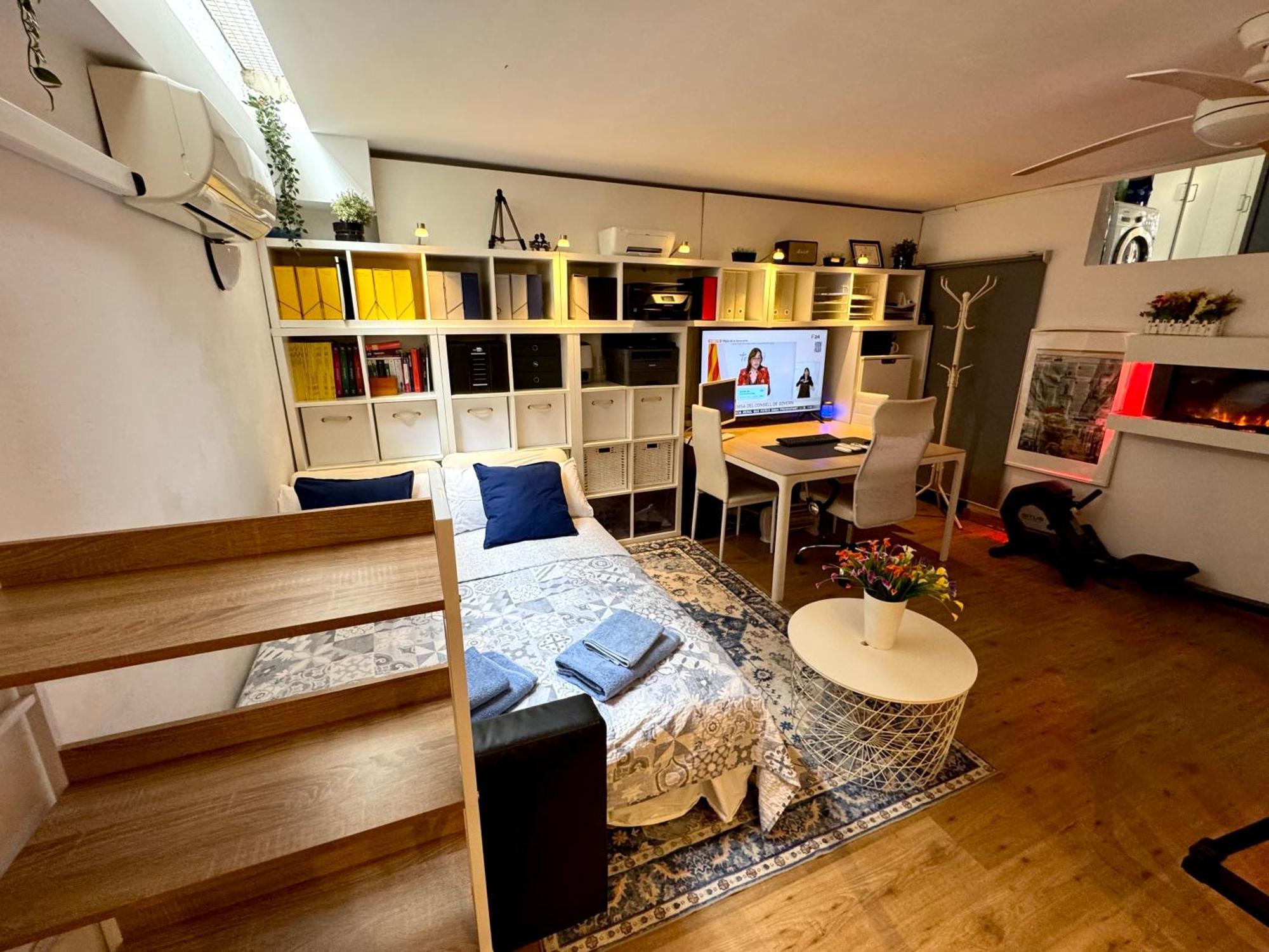 Vila Casa En Masnou Junto A Playa Y Tren Exteriér fotografie