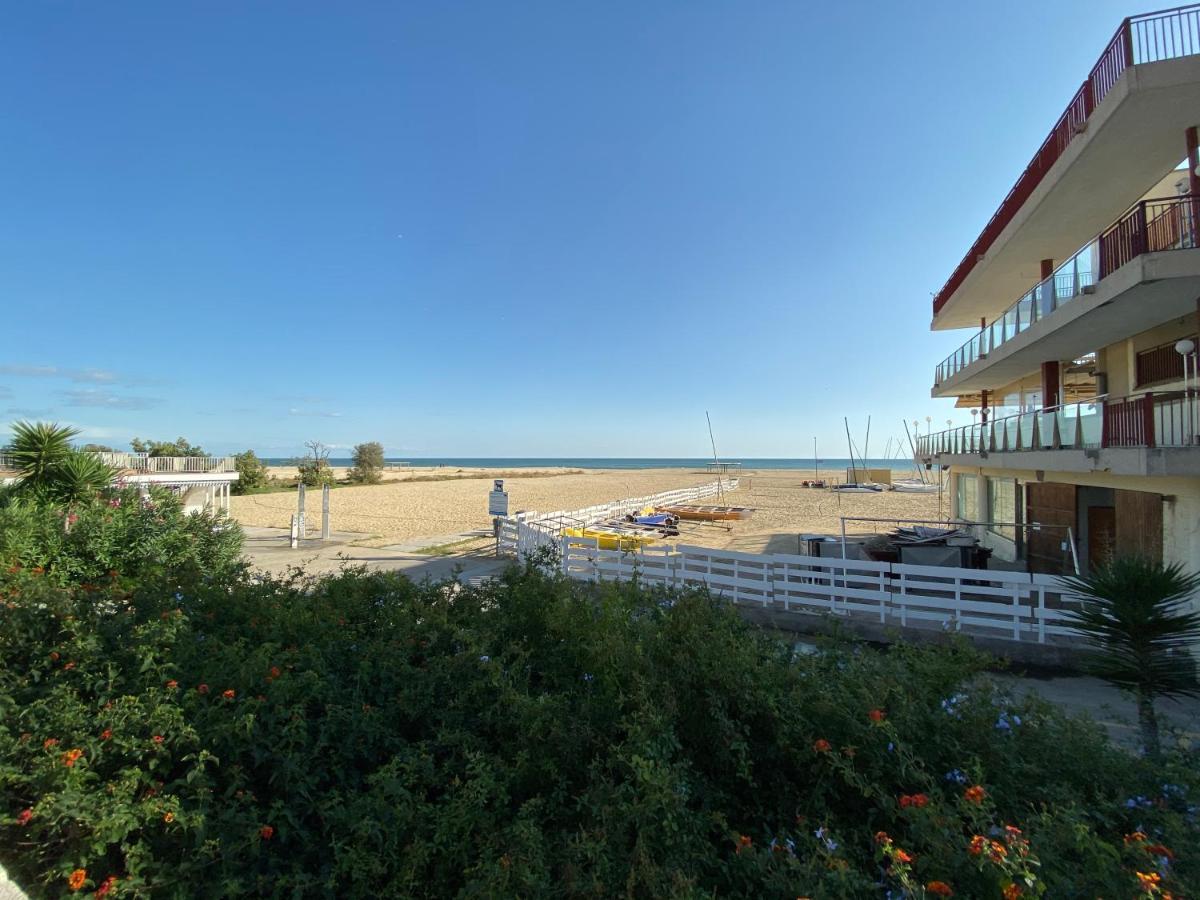 Vila Casa En Masnou Junto A Playa Y Tren Exteriér fotografie