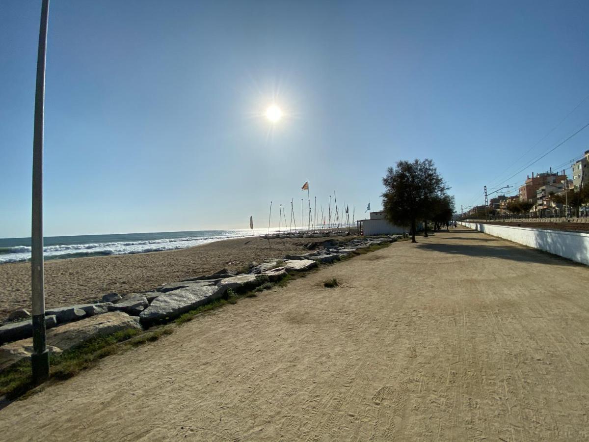 Vila Casa En Masnou Junto A Playa Y Tren Exteriér fotografie