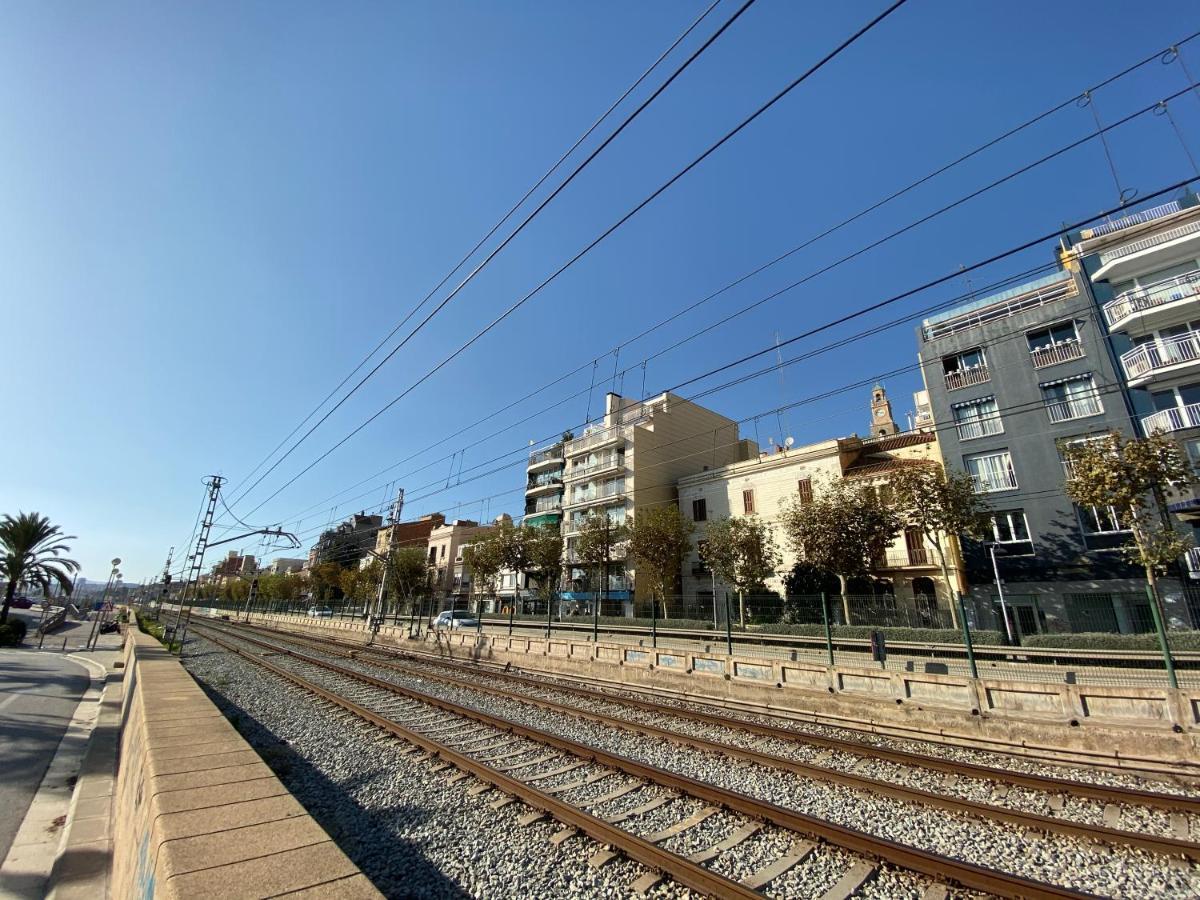 Vila Casa En Masnou Junto A Playa Y Tren Exteriér fotografie